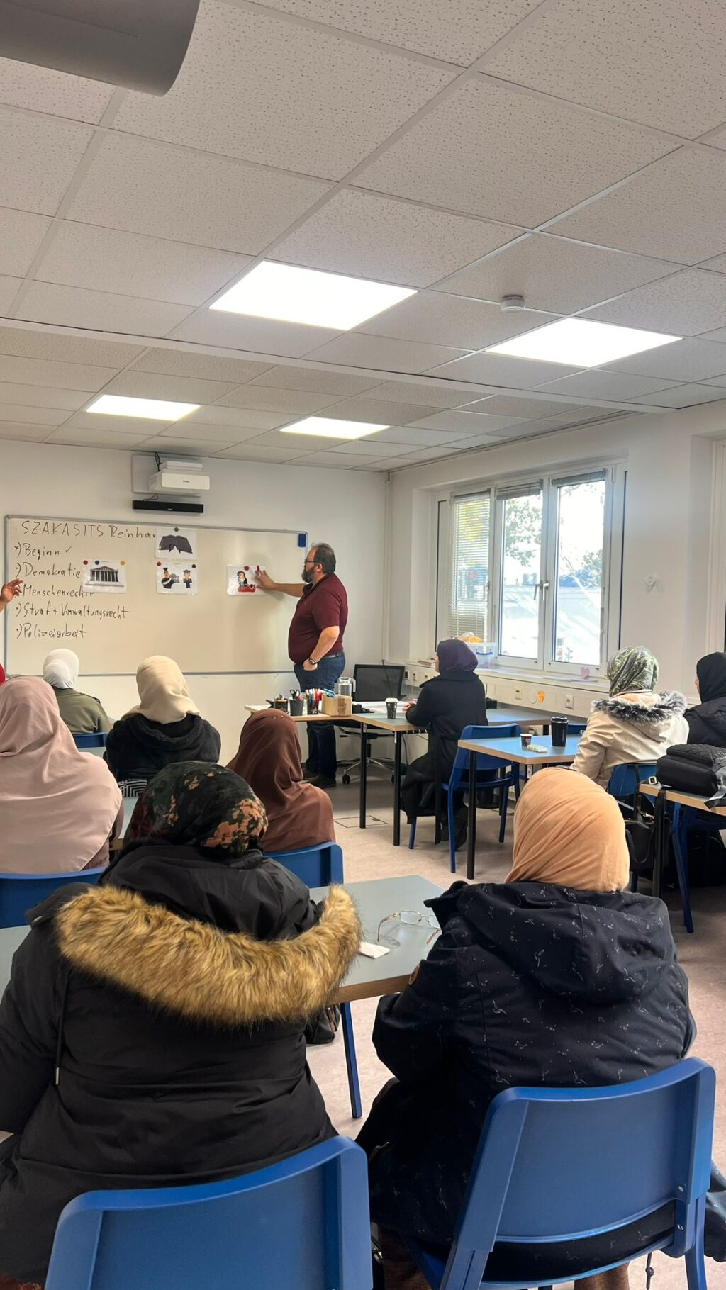 Revierinspektor auf Besuch beim StartWien HUB