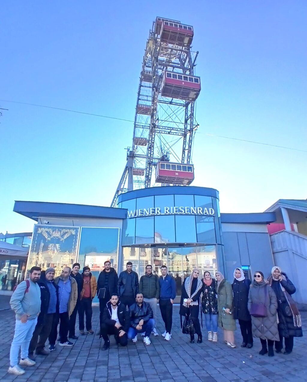 SW HUB Kursgruppe Exkursion Wiener Riesenrad am 27. Jänner 2026